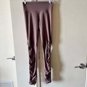 Fabletics Women’s Pink Leggings Size Medium